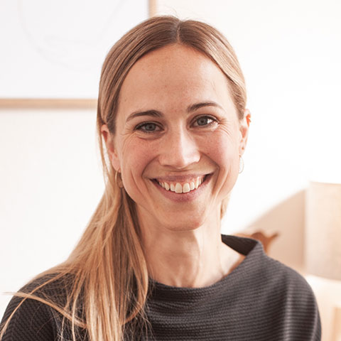Dr. Anna Heyn